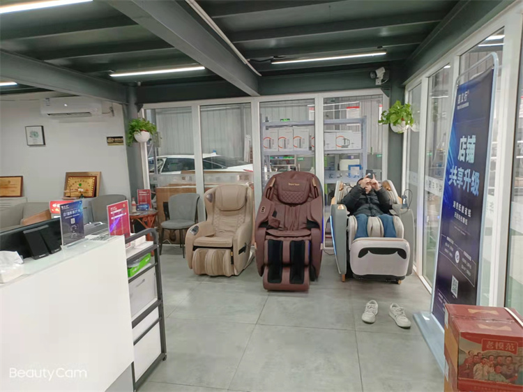 銳珀爾—濟(jì)南德義行奔馳寶馬奧迪專修合作店